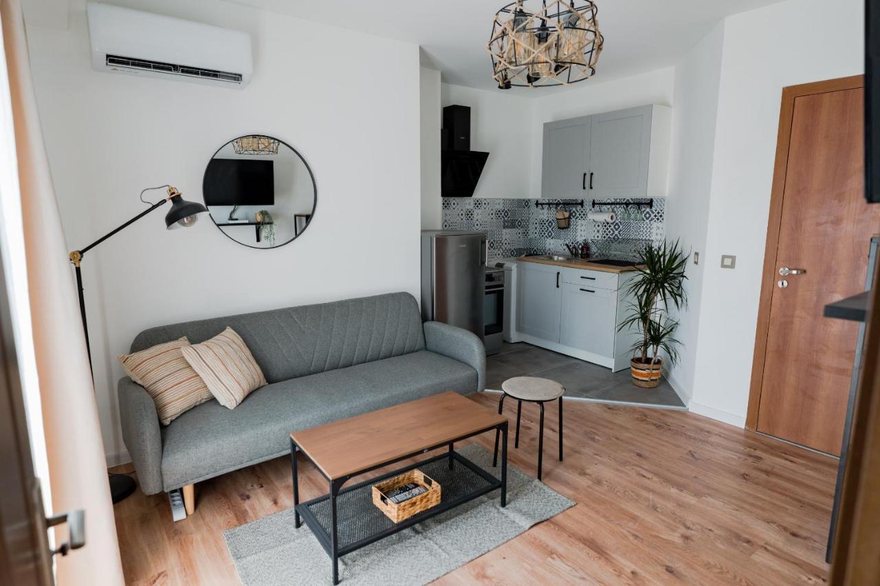 Le Petit Escape Apartment Warna